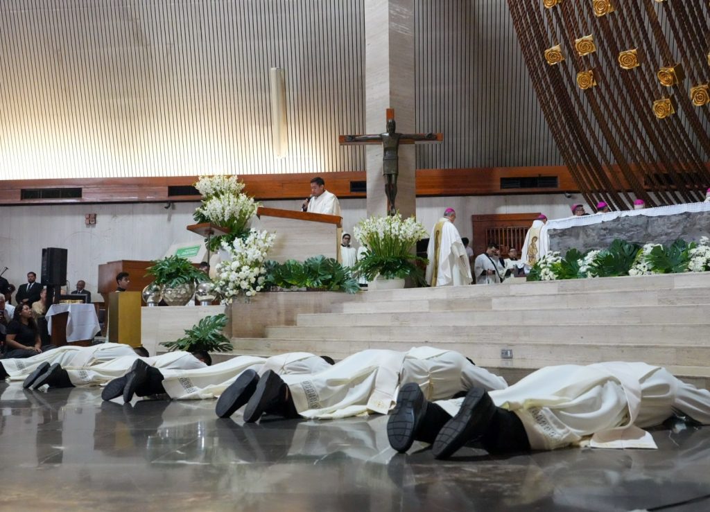 CREDITO-FB-CATEDRAL-METROPOLITANA-DE-MONTERREY